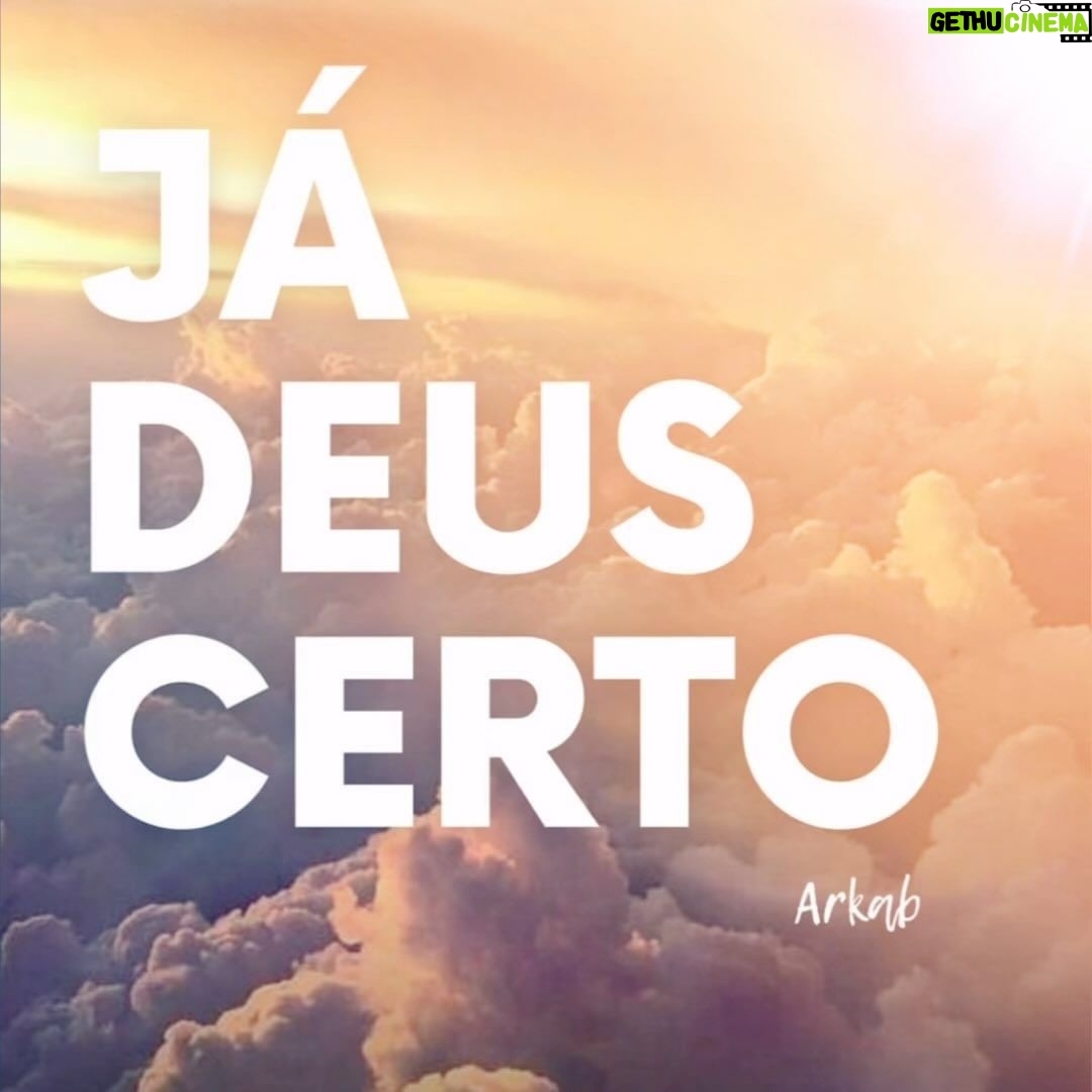 Sonia Abrão Instagram - Sextou! Amém! 🙏❤️🎶🎶🎶 (by @ondeestameucoracao_ )