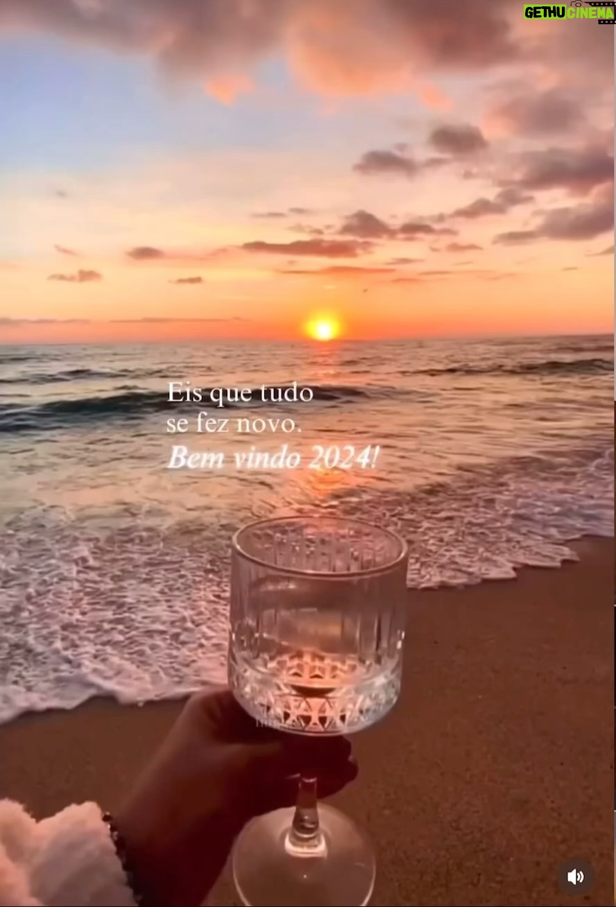 Sonia Abrão Instagram - ACABOOOOUUUUU!!! 🙏🥂🎉👋