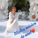 Sonia Abrão Instagram - COUNTING MY BLESSINGS: “Deus, ainda estou contando minhas bênçãos/Tudo o que o Senhor fez em minha vida/ Quanto mais observo os detalhes/ Mais encontro a Sua bondade”. Ah, essa interpretação do SEPH SCHLUETER me emociona ainda mais! 🙏❤️ E pra vcs, qual música marcou em 2023? 🎶🎶🎶🎶🎶