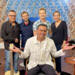 Sonia Abrão Instagram - A TARDE É SUA/ ESPECIAL COM FRANK AGUIAR!!! O cantor abre o coração sobre sua vida e a profunda transformação espiritual que passou! Hoje se sente um novo homem, que quer trazer mais luz para o mundo! E continua fazendo sucesso! Um entrevistão com ele diante da nossa bancada: @vladimiralves , @alessandrolobianco, @aarontura, @soniaabrao! Confiram nesta quarta, 15:00 h, REDE TV! 📺🤗🎶