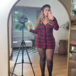 Sophie Hall Instagram - ❄️or🥵 weather? @fashionnovacurve