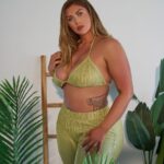 Sophie Hall Instagram – @FashionNovaCurve
Tropical Vibes 🌴💚
Which one is your fav?