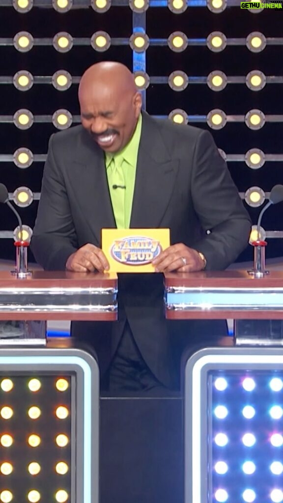 Steve Harvey Instagram - Something you’d be surprised #SteveHarvey wants to swap with you for a week?? 🤑👀😂 “Yeah, that’s a good answer.” #FamilyFeud