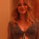 Suki Waterhouse Instagram - becoming an adult woman with @thelaundress #TLPartner