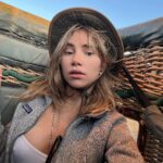 Suki Waterhouse Instagram - Serengeti ❤️