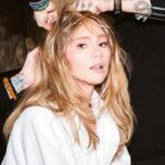 Suki Waterhouse Instagram - Met Gala makeup #YSLBEAUTY #YSLBEAUTYPARTNER @yslbeauty 💓 makeup by @cedricjolivet