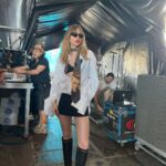 Suki Waterhouse Instagram - OBRIGADO BRASIL!!!!! 🇧🇷❤️🇧🇷❤️🇧🇷 São Paulo, Brazil