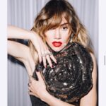 Suki Waterhouse Instagram - @yslbeauty #yslbeautypartner #yslbeauty @vanityfair