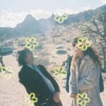 Suki Waterhouse Instagram - @daisyjonesandthesix on 🌼 film!
