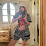 Suki Waterhouse Instagram -