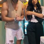 Surbhi Jyoti Instagram - Jhalla and Jhallo 💛🧿