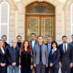 Suzan Negm ElDein Instagram - كان يوما مميزا في حياتننا وانت تستقبلنا ياسيادة الرئيس بوجهك الباسم المشرق.. وبقامتك الشامخة شموخ الجبال .. فرغم انشغالاتك الكبيرة ومسؤولياتك الأكبر في الداخل والخارج خصصت لنا هذا اللقاء النوعي.. لنسمعك وتسمعنا ..بحنان الأب وأناة الأخ وحكمة القائد.. لتشاركنا أفكارنا و هموم مهنتنا بكل صراحة وصدق وشفافية.. وهذا ماطلبته منا في بداية حديثك معنا..وكعادة سيادتك في كل لقاء..  فليست المرة الأولى التي تلتقينا بها لتقف بجانبنا وبجانب تلك الصناعة الفنية الاقتصادية الهامة كما وصفتها.. لتقدم لنا الحلول المناسبة لحماية وتطوير تلك الصناعة والارتقاء بها لتكون مرآة حقيقية لوجه سورية الحضاري المشرق. فكل الشكر والامتنان لسيادة الرئيس الاستثنائي الدكتور #بشار_الأسد