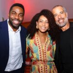 Taís Araújo Instagram – Ontem foi noite de Favela Gala Rio, que é a realização de um sonho coletivo. É meu terceiro ano trabalhando para a @gerandofalcoes e a admiração por todas as pessoas que fazem acontecer, que somam e se comprometem em manter sonhos vivos, só cresce! 

Todo dinheiro arrecadado ontem no leilão será integralmente investido em projetos nas favelas da nossa cidade. Obrigada mais uma vez @edulyragf , @__gabiz__ e a todos que compareceram, apoiaram, doaram dinheiro, trabalho… Vocês são essenciais na luta pela dignidade.

Avante Gerando Falcões!
