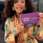 Taís Araújo Instagram – Ontem foi noite de Favela Gala Rio, que é a realização de um sonho coletivo. É meu terceiro ano trabalhando para a @gerandofalcoes e a admiração por todas as pessoas que fazem acontecer, que somam e se comprometem em manter sonhos vivos, só cresce! 

Todo dinheiro arrecadado ontem no leilão será integralmente investido em projetos nas favelas da nossa cidade. Obrigada mais uma vez @edulyragf , @__gabiz__ e a todos que compareceram, apoiaram, doaram dinheiro, trabalho… Vocês são essenciais na luta pela dignidade.

Avante Gerando Falcões!