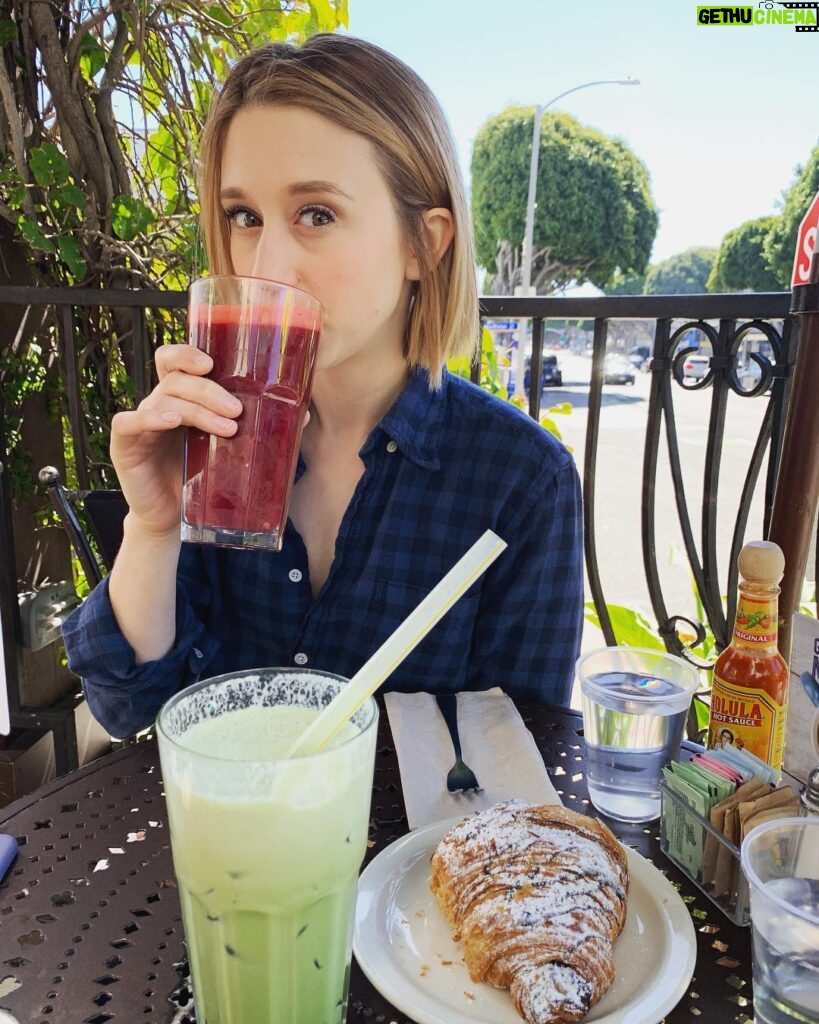 Taissa Farmiga Instagram - Despite how this looks, I am not drinking the blood of a leprechaun 🌈💰