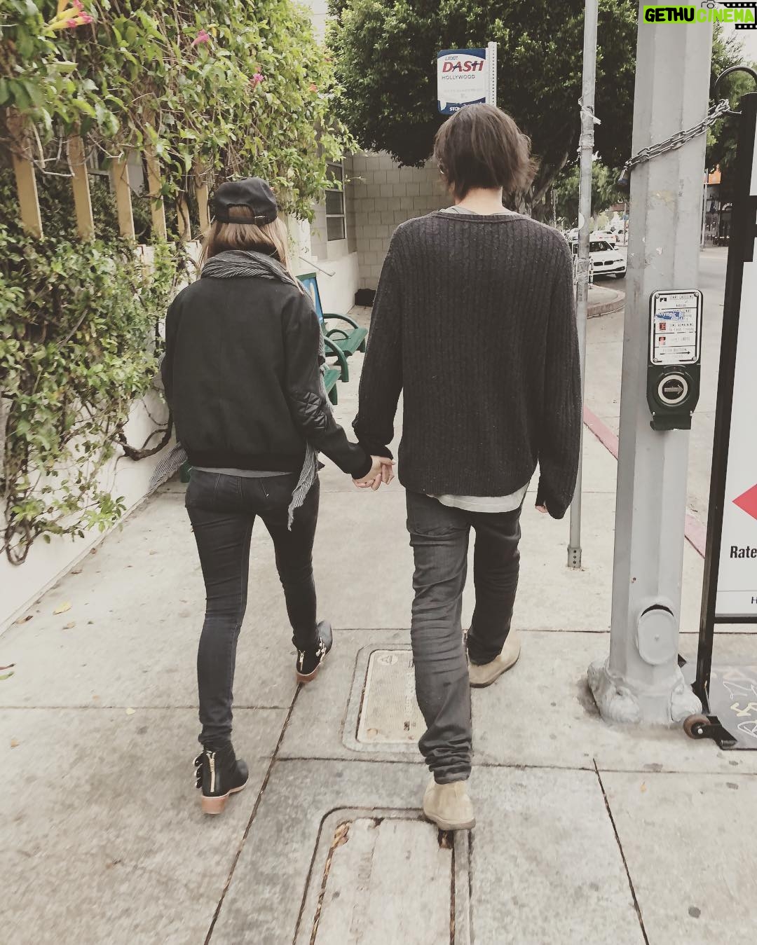Taissa Farmiga Instagram - I hate to see you go, but I love to watch you walk away 🍑🍑