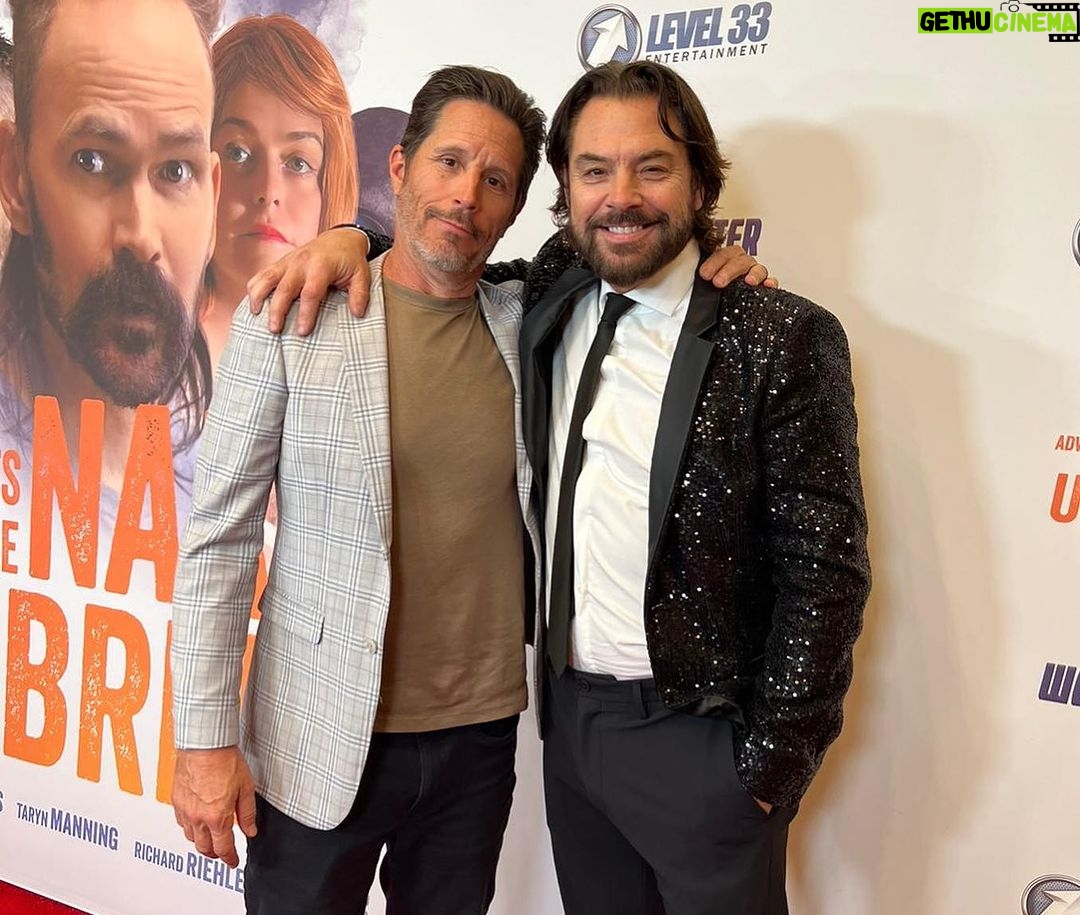 Taryn Manning Instagram - Adventures of the Naked Umbrella! Just missing our leading man @officialjeremydavies Great to be supporting our movie!! Check it out tomorrow in theaters and streaming #getnaked #nakedumbrella #HollywoodisBack 👽☂️🛸