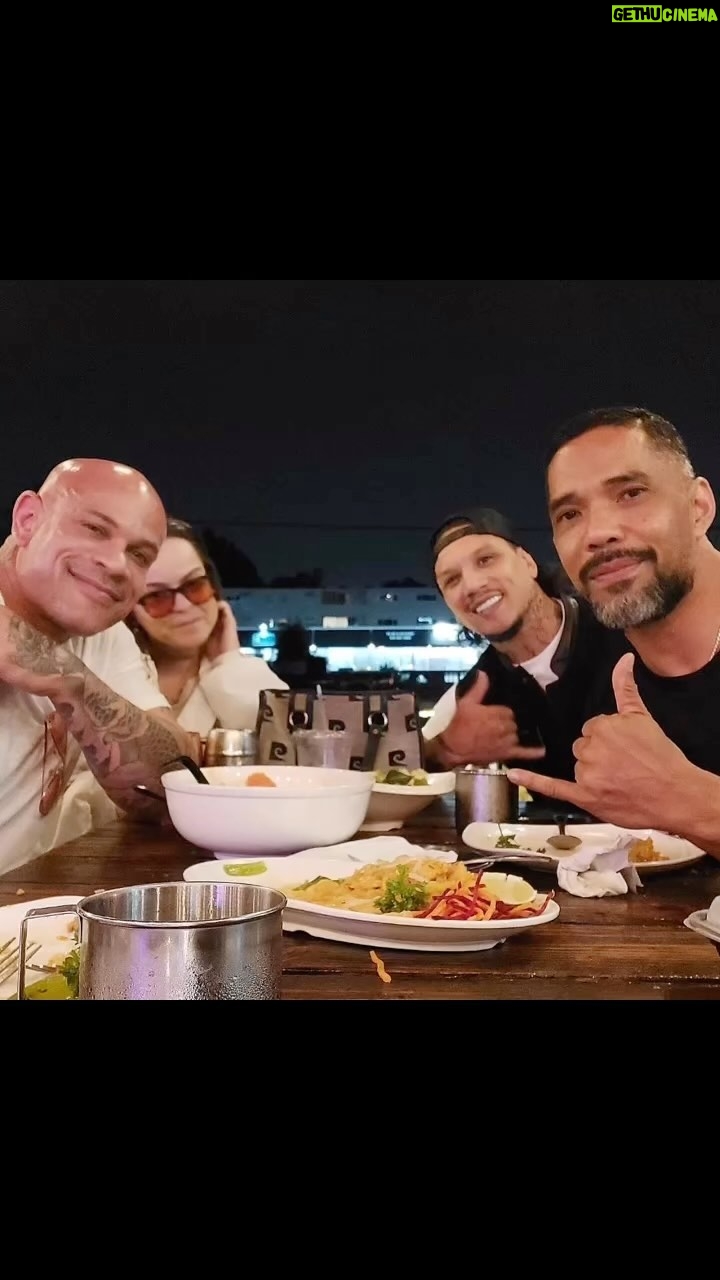 Taryn Manning Instagram - Best night with my friends and their nest lives and of course animals galore! @eddiejackson5 @dinarae13 @the818badboy @rod_team_victory 🥊⚡️❤️ Studio City, CA