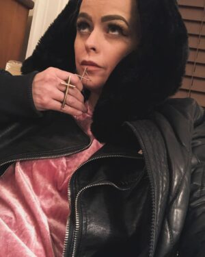 Taryn Manning Instagram - I am all yours. I forgive all the voices who speak ill of me and others I love, those who so carelessly say I have lost my mind. Father, I am so happy because the truth is I found my mind and that is because I found you 13 years ago, the best day, week, month, year of my life. And on and on. You found me actually and I had the eyes to see and I saw you 🥹I am so lucky, I am so blessed. I promise to be there when anyone truly needs you and wants to get to know you, with open arms forever. You are The truth the way and the life... I glorify you, Father, till my end. Thank you for my life. ❤️✝️ Please guide me with the wisdom, discernment, and the grace you have taught me. Show me your patience and mercy when I feel so let down, so hurt. I want to be like you 🥹forgive me for my shortcomings, for half Steppin. I’ll do better. Keep revealing yourself to me, to us. Pray with me 🥹 I don’t expect to gain fans with this post because where  my soul is going for eternity means more than any weapon trying to be formed against me in your comments.  I am humbled by my father. I give you all the Glory for you are the beginning and the end the Alpaha and the Omega. Thy Kingdom come thy WILL BE DONE. Hurry everyone, pray unceasingly.