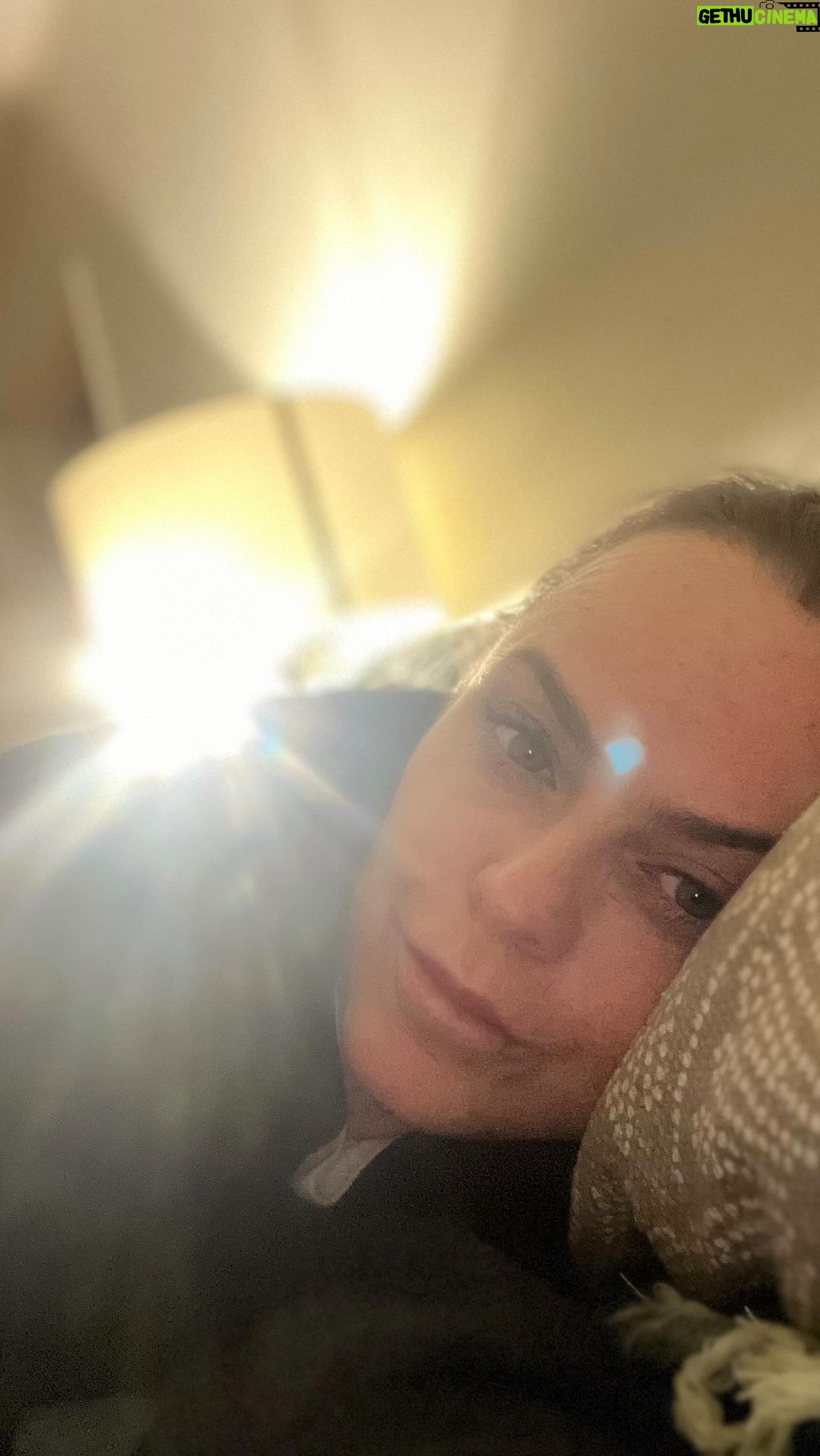 Taryn Manning Instagram - Meat suit to meat suit 😁