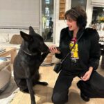 Taylor Hill Instagram – Happy Salem Saturday and national puppy day 🥰 dogs = life 🐕‍🦺🖤🤍