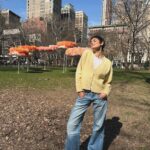 Taylor Hill Instagram – Sunny weather and Fresh cut, it’s starting to feel like spring 🌸💇‍♀️☀️ New York City