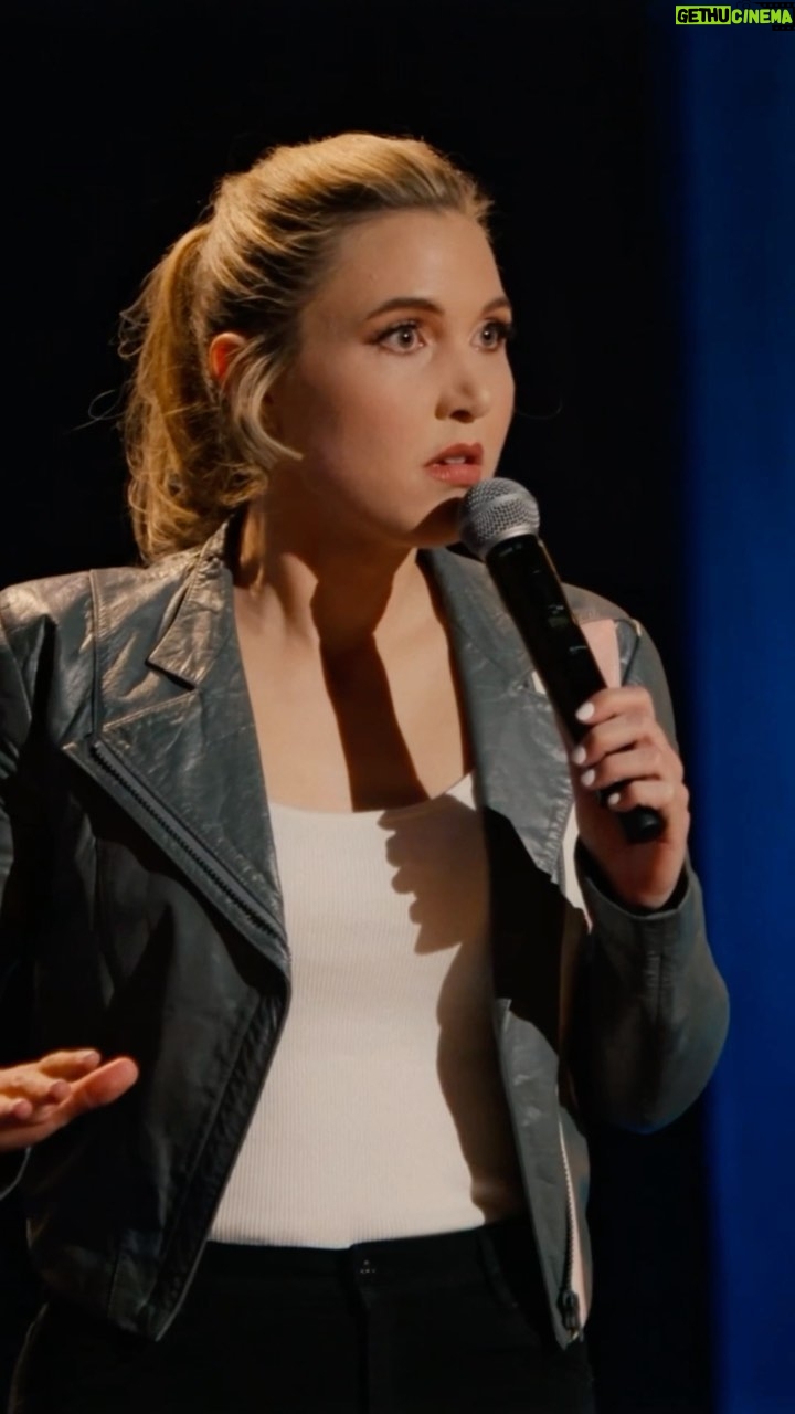 Taylor Tomlinson Instagram - Filming my 3rd @netflixisajoke special today so here’s a clip from Look At You