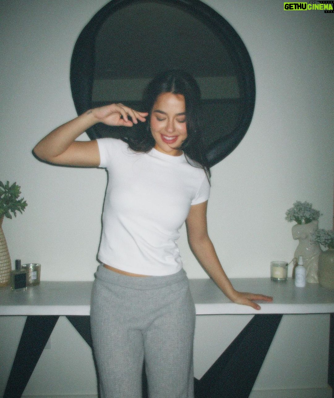 Tessa Brooks Instagram - itโs been awhile ๐ @alo