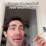 Tommaso Zorzi Instagram - Mai incrociare gli sguardi di quelli seduti in Business.