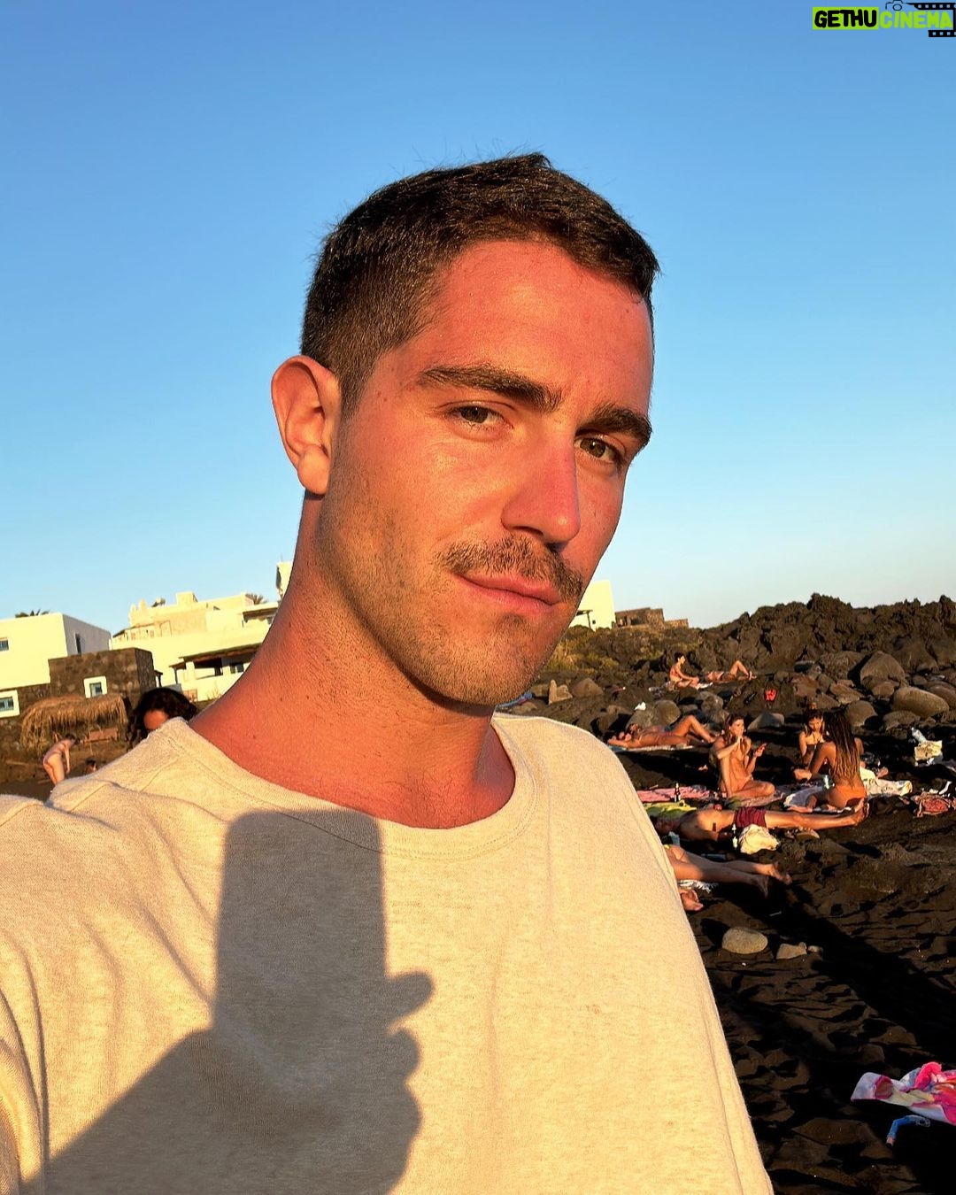 Tommaso Zorzi Instagram - L’Espresso Martini è il mio drink preferito Stromboli