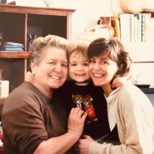 Tommaso Zorzi Instagram - Alla mamma, ma soprattutto alla nonna. Mi manchi ogni giorno.