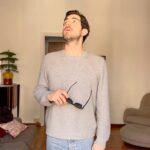 Tommaso Zorzi Instagram - Il primo che pensa che io sia serio vince un set di pentole