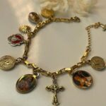 Tommy Lee Instagram - Check out all this loveLEEness @love_lee_jewelry Damn she charming 🪬🧿🪬 by @brittanyfurlan