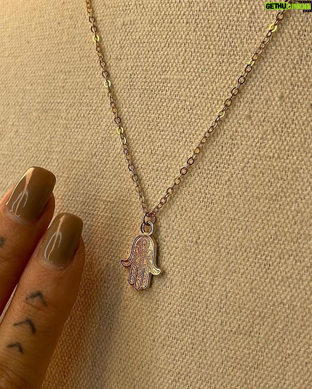 Tommy Lee Instagram - Check out all this loveLEEness @love_lee_jewelry Damn she charming 🪬🧿🪬 by @brittanyfurlan