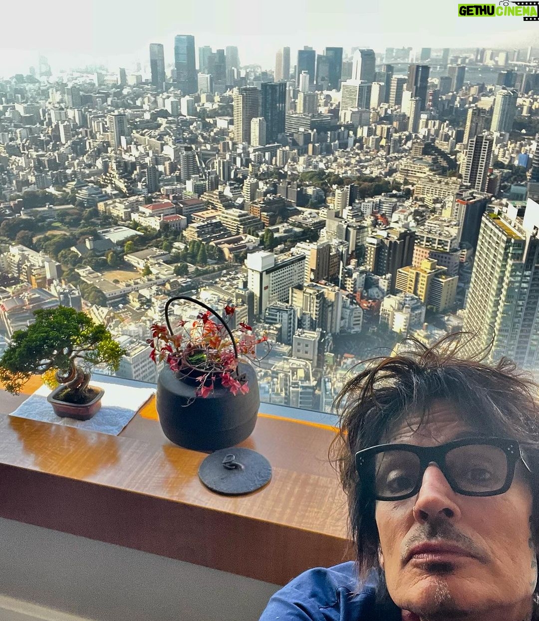 Tommy Lee - 31.4K Likes - 👋🏼 Herro! 👋🏼