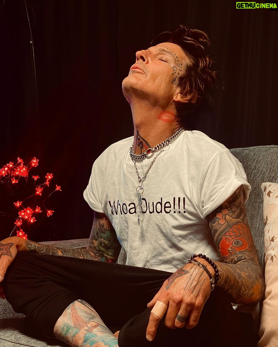 Tommy Lee - 24.5K Likes - 