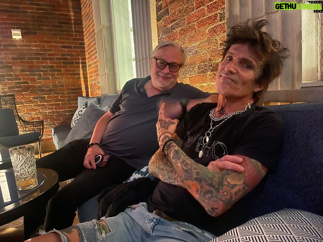 Tommy Lee - 30.2K Likes - Daaaaaaaaaad!!!!!!! What time are we leaving again?