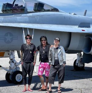 Tommy Lee Instagram - Looks like we’ll be getting to Hellpaso TX way sooner than we thought!!!