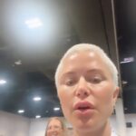 Tori Spelling Instagram - Day One 90’s Con… - Come by my booth and Get Donna Martin Graduates merch ❤️ @brianaustingreen @laurarugetti @thats4ent #90s #90scon #donnamartingraduates Tampa Convention Center