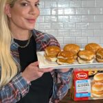 Tori Spelling Instagram - #ad The new @tysonbrand chicken sliders are so amazing and as a family we love feeling like we are having restaurant quality sliders, but we can easily prepare and eat at home as a family! Find them at your local @krogerco @ralphsgrocery! #familynightin #momwin #tysonatkroger