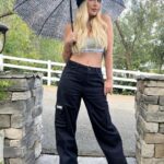 Tori Spelling Instagram - Not gonna let a little rain 🌧️ dampen my vibe