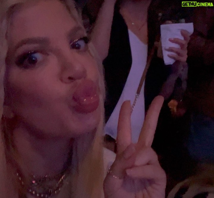 Tori Spelling Instagram - Oldest kiddos playdate… - Amazing 2023 @iheartradio ALTer EGO concert. Unbelievable line up! #redhotchilipeppers #falloutboy #chvrches #jackwhite #muse #phoenix #iheartradio #iheartradiofamily Kia Forum