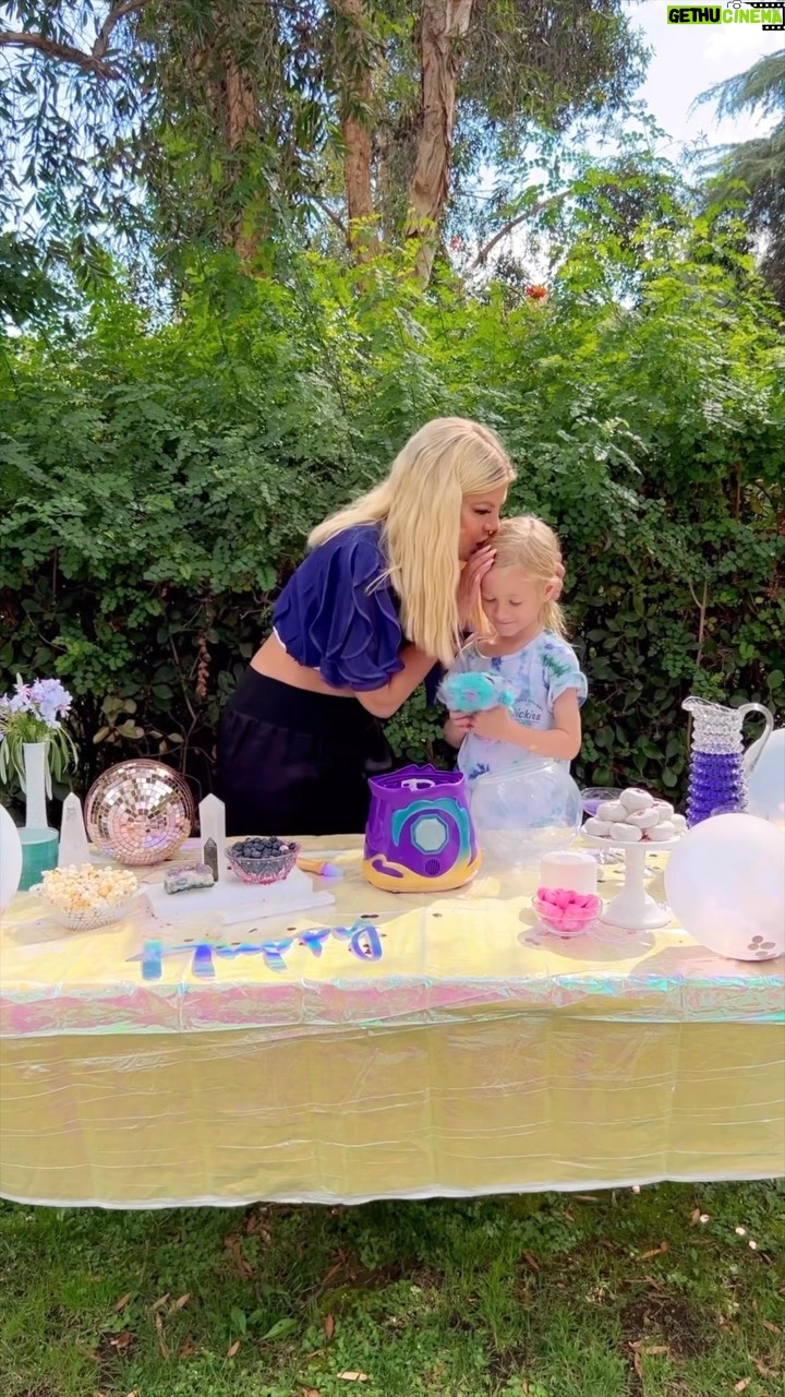 Tori Spelling Instagram - So excited to celebrate National Magic Week on October 25th! Me and the kids threw a Magic Mixies party! @supermoosetoys knows how to tap into the inner magician in all of us! This is a holiday hit for everyone! #magicmixies #mixiescrystalball #ad @goodcarmastudio