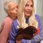 Tori Spelling Instagram - Just a girl, one of her besties, and her chicken … - Last night IN involved, fresh inches and cut by my bestie @laurarugetti , @sugarfishbynozawa , 🌈 sherbet , deep @pokemon thoughts between @stevenherrera and Beau plus some ninja turtle soccer, laura and I getting advice from @hattie_mid {she’s wise}, and some well spent time us entertaining my chicken aka Mama Chicken 🐔 #friendshipistherapy #friends #chickenmama