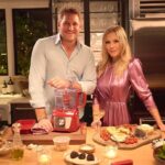 Tori Spelling Instagram - Bring on the bubbly and sparkles @lindsayjprice and @curtisstone! We’ve got an episode of In the Spirit with Lindsay and Curtis to celebrate. Thank you both for having @jenniegarth and I over to rekindle 90210 memories and share delicious appetizers to ring in 2023 the only way we should…with champagne jello shots! Tune in on @hsn+ to join in on the fun - LINK IN BIO. 📷: @lastyoni #hsn+