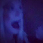 Tori Spelling Instagram - Halloween Horror Nights ‘22… a family affair. Thx @unistudios for the best night. Getting to share this experience and Halloween tradition with my older kids was so fun 🎃. @horrornights #universalHHN Halloween Horror Nights at Universal Studios