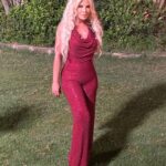 Tori Spelling Instagram - Buckle up because things are about to take a WILD TURN on #LoveAtFirstLie! 👀. - Tune in to a brand new episode TONIGHT at 9:30p on @MTV! @loveat1stlie . Malta