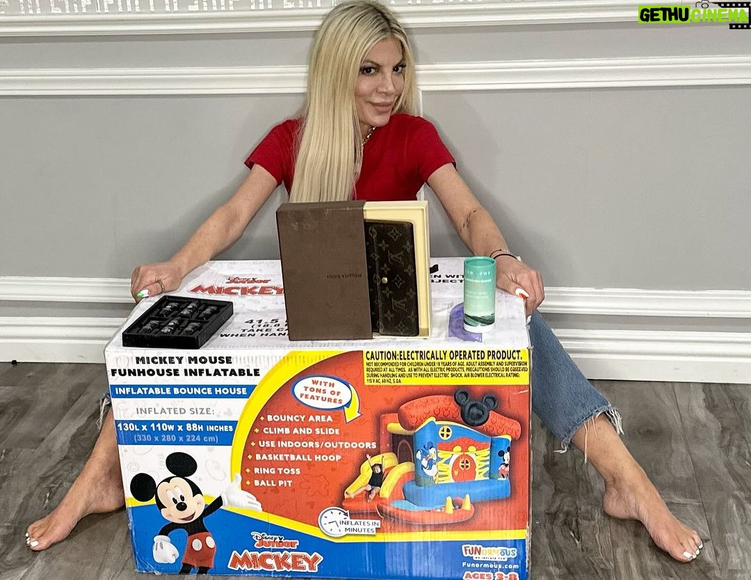 Tori Spelling Instagram - It’s Valentine’s Day and I’ve always been a giver… - 🚨HUGE GIVEAWAY in collaboration with @divestum🚨 FOR $3000+!! 50+ Winners!! ✅1 follower Gets $300 without a draw, for the person who makes the most comments/tags and follows the steps (winners of previous cash prizes are not eligible for this step) ✅1 Winner Gets $250 after a draw through simpliers software which guarantees the legitimacy and no transparency of results ✅50 Winners get products portrayed in the picture worth a total of more than 2000$ (each winner gets 1 product) after a draw ✅Multiple winners will get giftcards from the tagged brands. Tags @foodsalive @mandwally @butzeybabies @lightwaterskin @supermush @gardenofflavor @lennonhairco @omnifoods.global @oraticx @epickatech @stellajets @customjewelrybyjosephschubach @roshambobaby @arwinbiochem @missioncocktails @lovesnapofficial @autumngroveclothing @bricksandminifigs_sj @pureandeasytea @elims.oralcare @luli.bebe @violagraceshop @thelabbyblancdoux_global @luxuryoutletnj @gempwr @oneperfectniche @petiteprincessbox @kat_zarra @marktwendelltea @schmidtbros @funormous @alotofloveshop @ilovemme.mink @pulsepowersnacks @niphean2023 All you have to do is 1. Follow the 54 accounts that @divestum is following (it takes less than 30 seconds) 2. Comment here and tag a friend That’s it!! BONUS 5 entries if you repost this on your profile. THE PERSON WHO MAKES THE MOST COMMENTS BY FOLLOWING THE STEPS, GETS $300 WITHOUT A DRAW. The Products/Services and Gift-Cards are Provided by the brands and tagged accounts in the photo and the ones listed below: EVERYONE can PARTICIPATE INTERNATIONALLY! Fake/inactive profiles are not eligible to enter. The winners will be announced at the end of the giveaway on the 22nd of February! The draw is made through Simplier’s software which guarantees the legitimacy of the results! Good Luck 🍀 #giveaway #internationalgiveaway #giveawayalert #sorteo #concours #concorso #sweepstakes #loopgiveaway #usgiveaway #giveawayusa