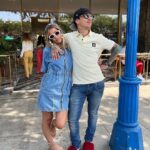 Ultimo Instagram - Vestiti come ti pare, tanto tu riporti il sole dentro me. Auguri bionda❤️