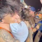 Ultimo Instagram - Stasera salgo sul palco per ognuno di voi. Con ognuno di voi. A dopo❤️🌅